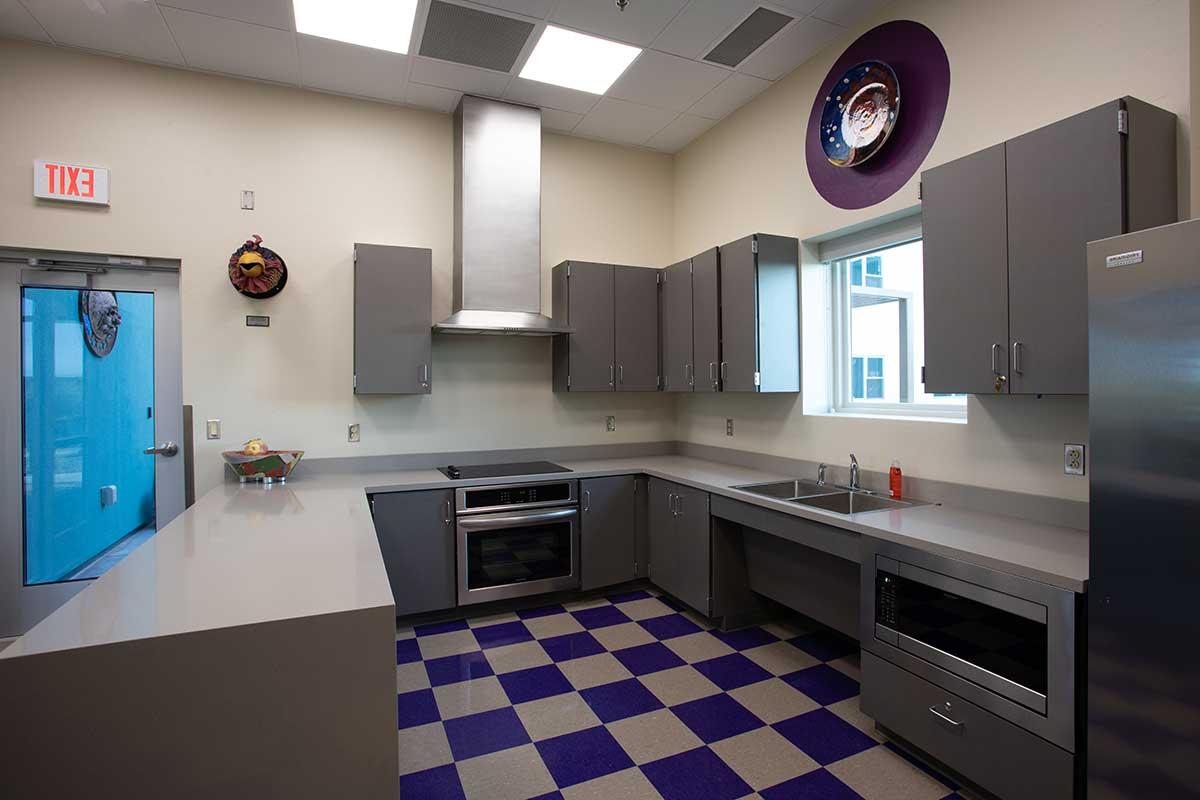 太阳集团娱乐场登陆网站学生公寓的共用厨房.